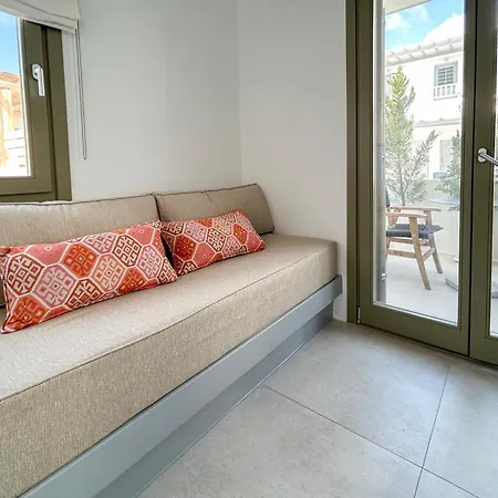 Joelia In Paros With Private Jacuzzi!