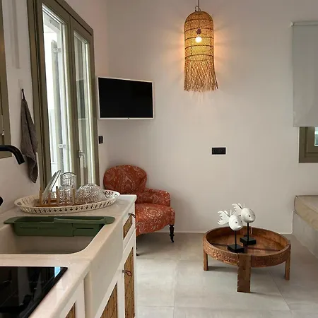 Joelia In Paros With Private Jacuzzi! Νάουσα