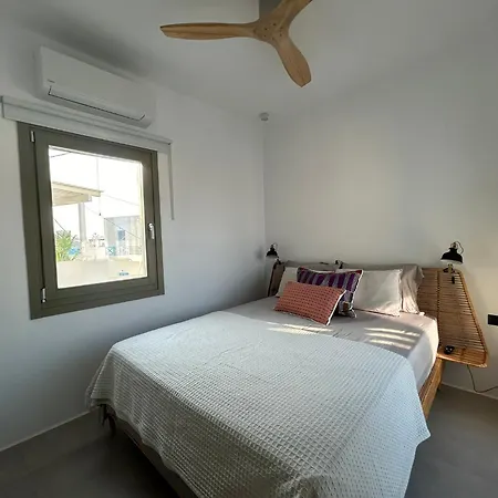 Joelia In Paros With Private Jacuzzi!