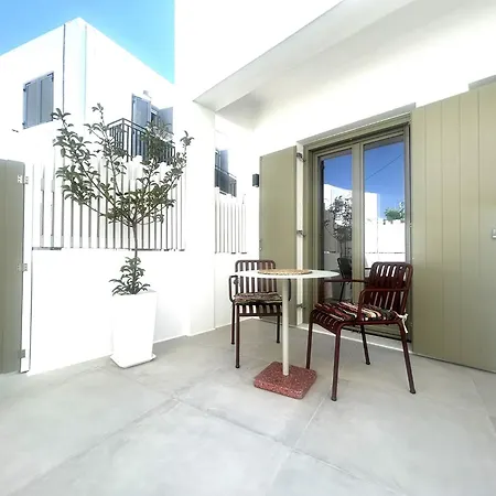 Joelia In Paros With Private Jacuzzi! Σπίτι διακοπών