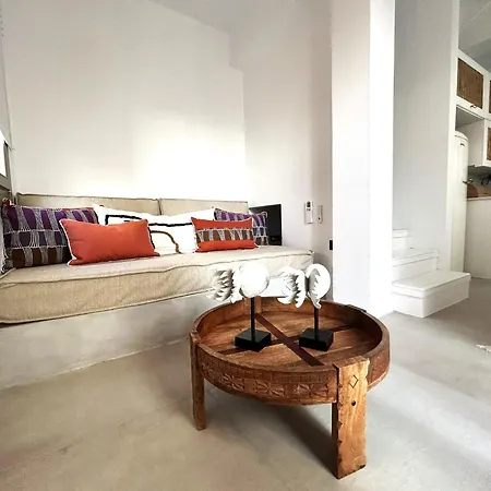 別荘 Joelia In Paros With Private Jacuzzi!