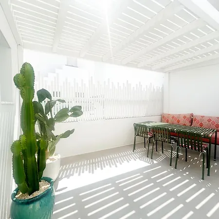 Joelia In Paros With Private Jacuzzi! 別荘 ナウサ