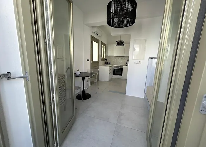 Joelia In Paros With Private Jacuzzi! Дом отдыха Науса