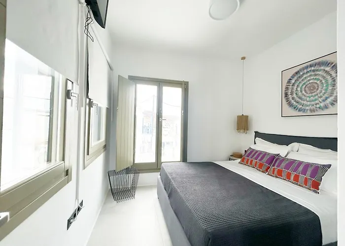 Joelia In Paros With Private Jacuzzi! Дом отдыха Науса